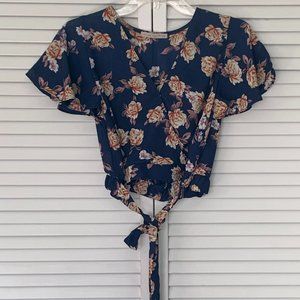 Casual Blue Navy Crop Top/ Size: Small